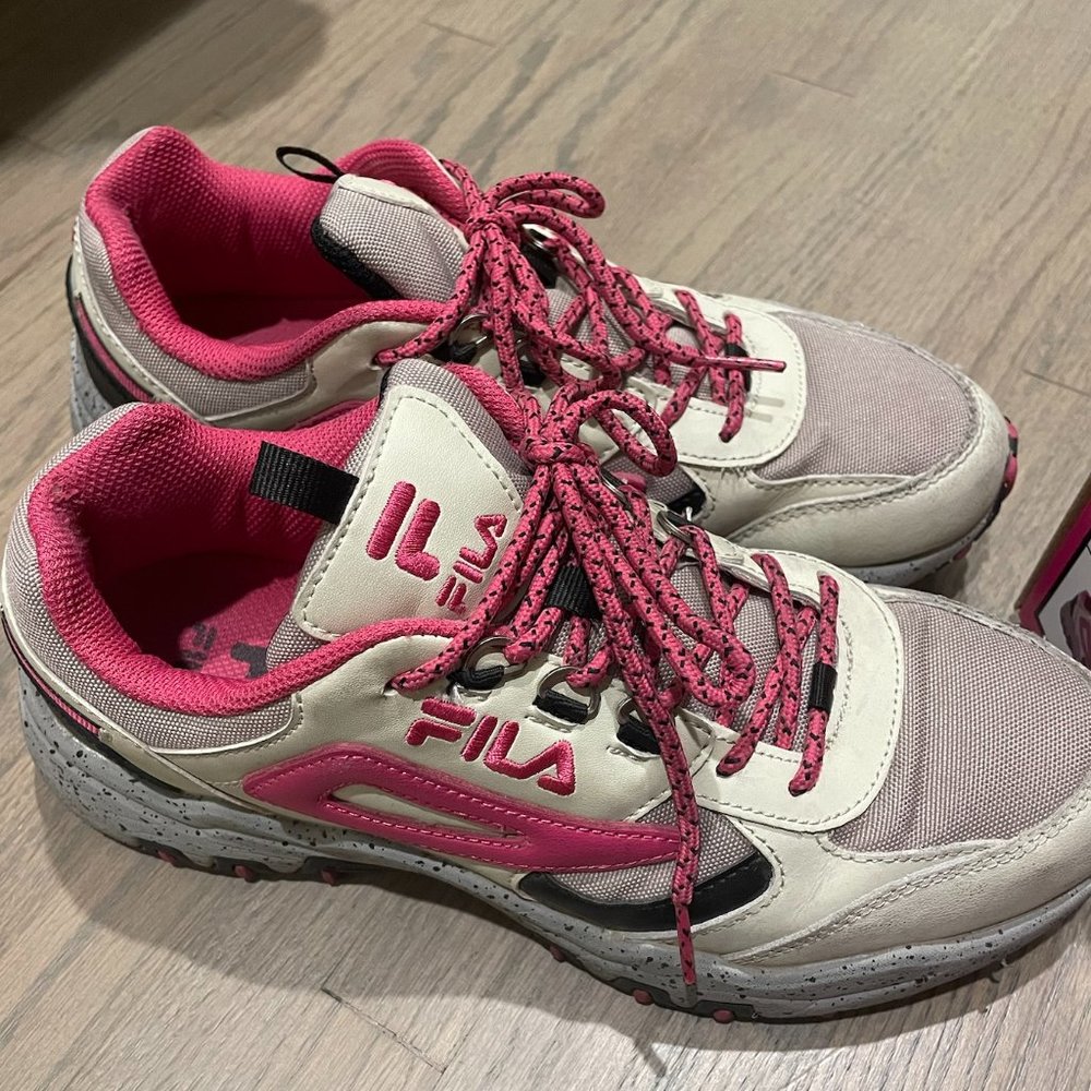Fila Reminder Trail Hiking Sneakers